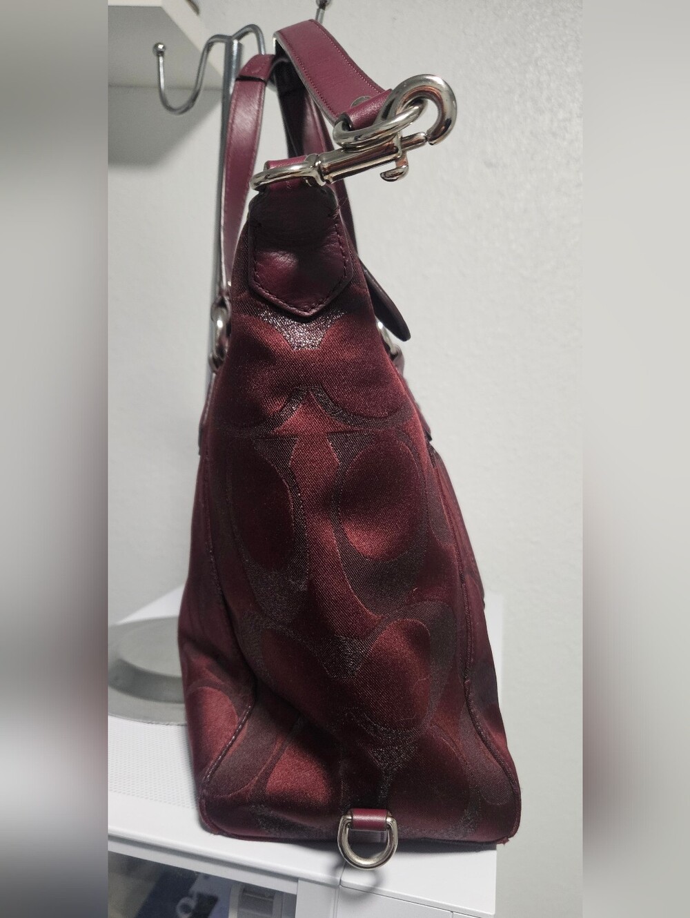 13' Coach Campbell Signature Metallic Belle Carryall in maroon sateen canvas. - Picture 3 of 10